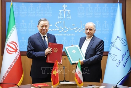 Bộ Công an Việt Nam tăng cường hợp tác với các cơ quan thực thi pháp luật Iran